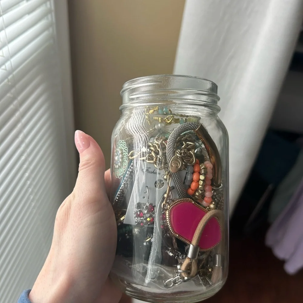 Mystery Jewelry Jar - Picture 2 of 6